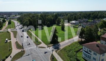 Zeme Jelgavā, Dambja ielā