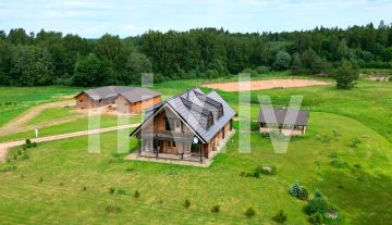 Scenic rural property in Vaive parish