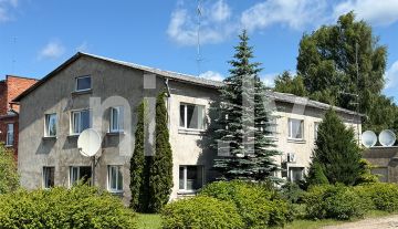 Pārdod komercīpašumu Cēsīs, Lenču ielā
