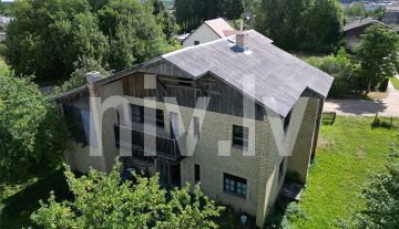 Частная собственность на улице Цериню, в Валке