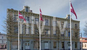Jaunas biroja telpas Cēsīs, Lenču ielā