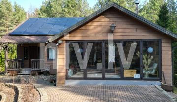 Уютный частный дом всего в 700 метрах от морского побережья в Кошрагсе