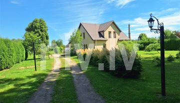 Kopts īpašums Valmieras pievārtē, Kaugurmuižā