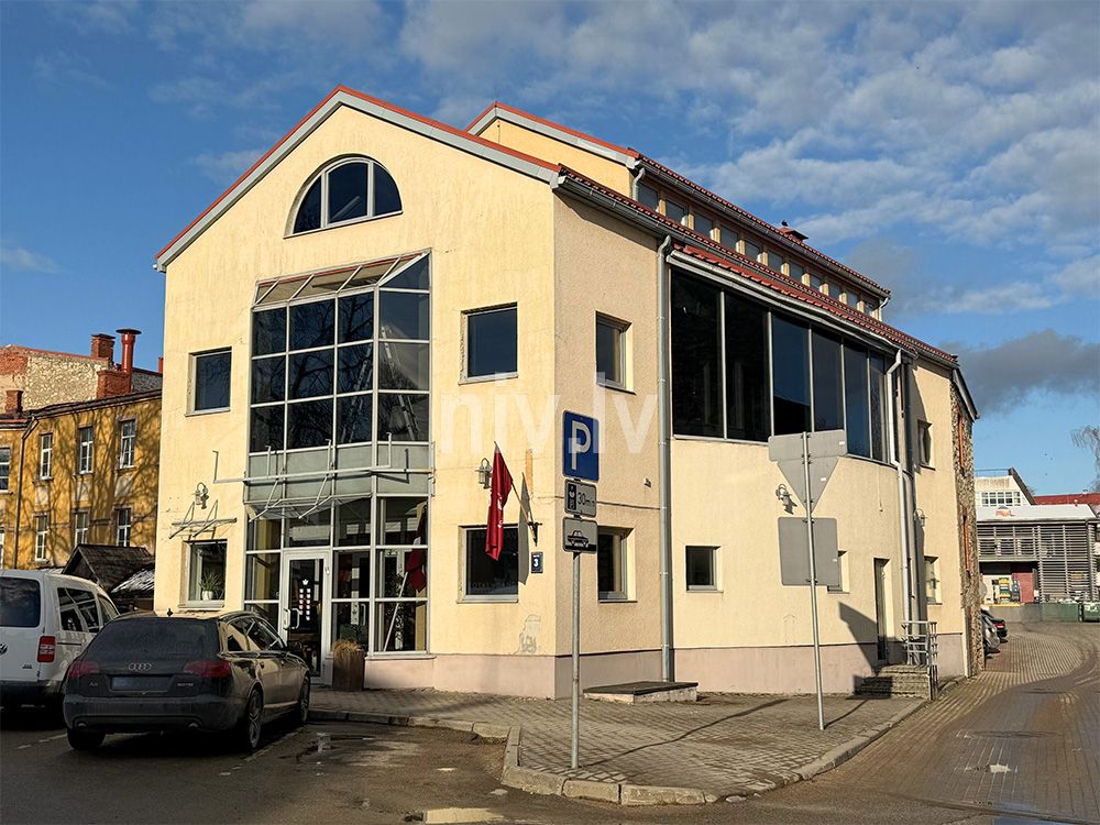 Cesis-kommerc-Valnju-iela-izir-07.jpg
