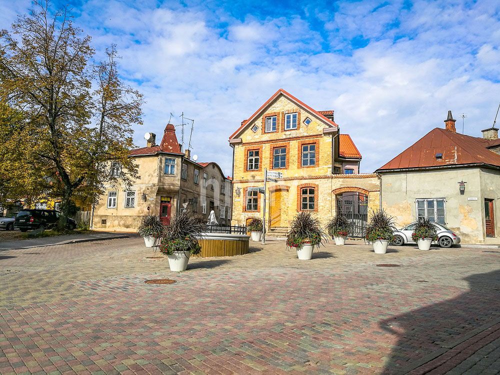 Cesis_Liela_Livu_03.jpg