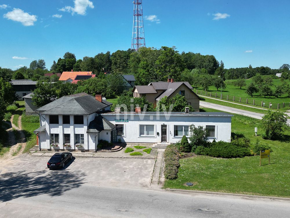Cesvaine_Raina_2_04.jpg