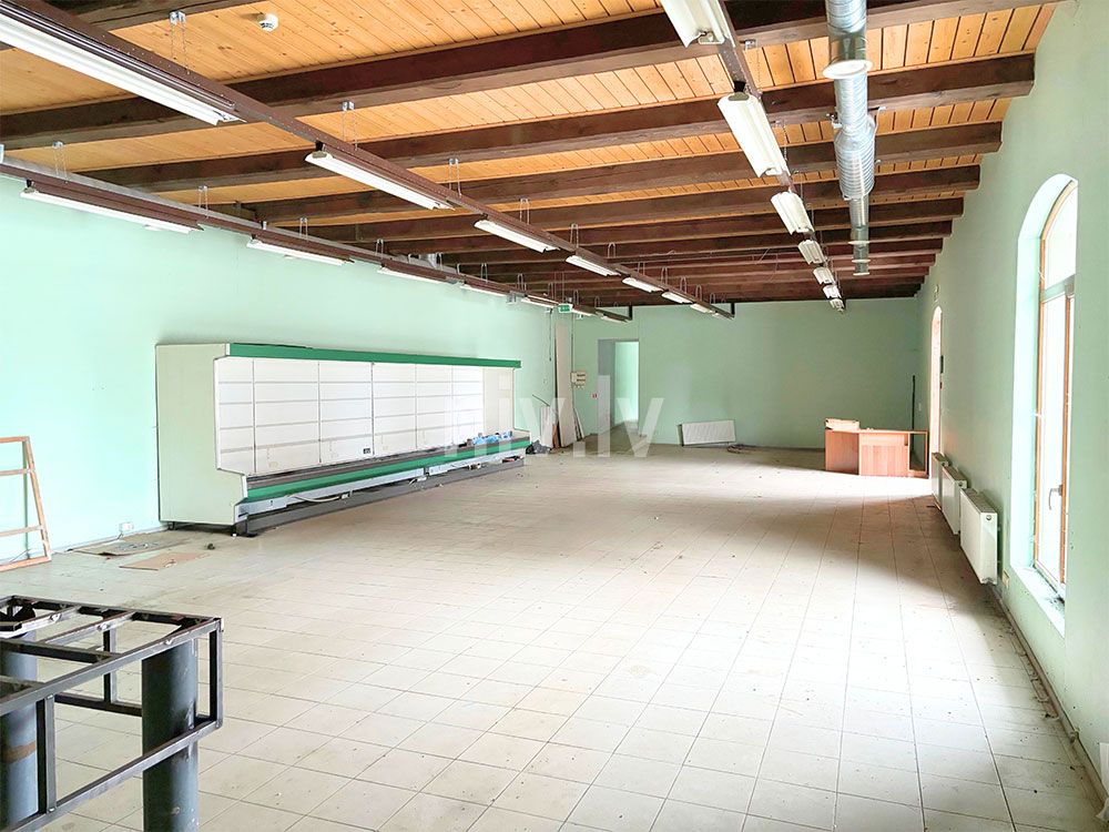 Strenchi-Komerc-Rigas-02.jpg