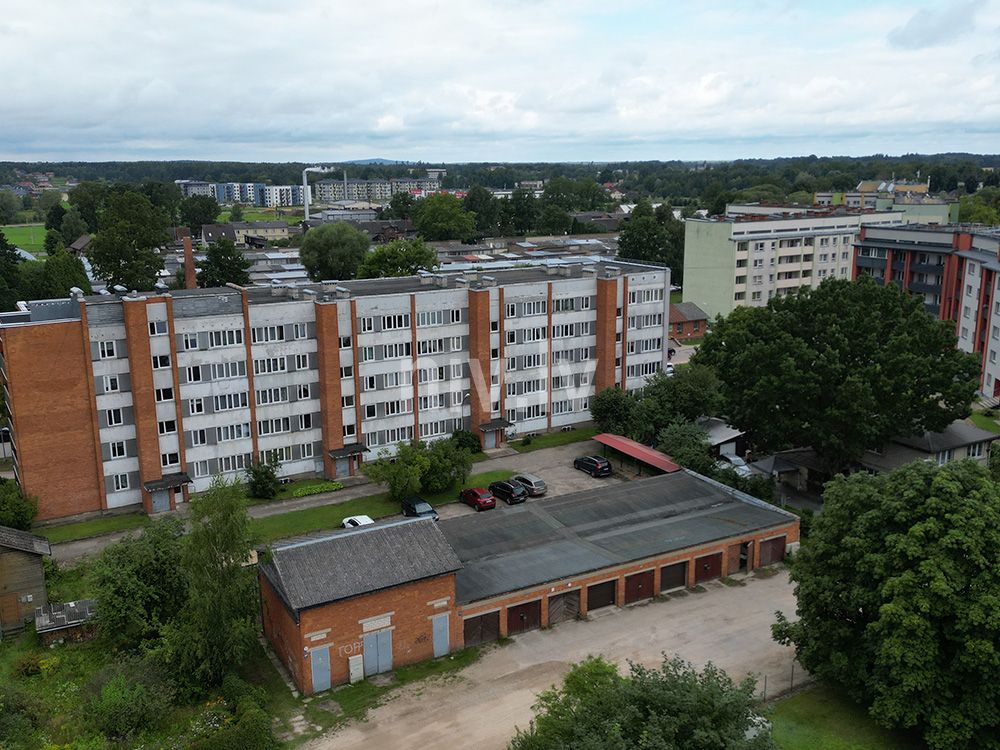 Valmiera-Miera-iela-11-garazha-015.jpg