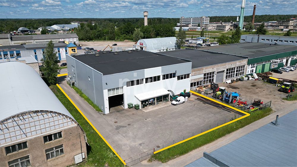 Valmiera-Murmuizhas-kommerc-03.jpg