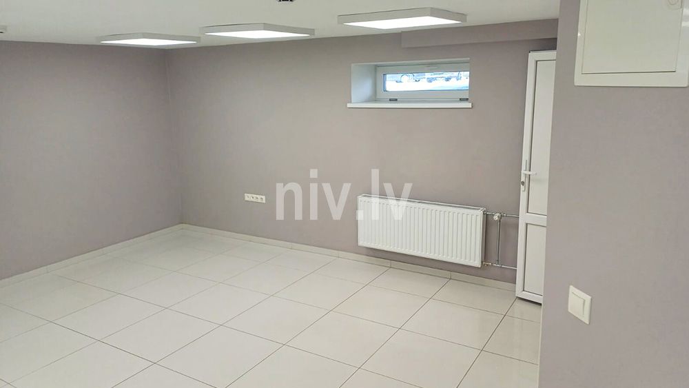 Valmiera-Rigas-18-komerc-02.jpg