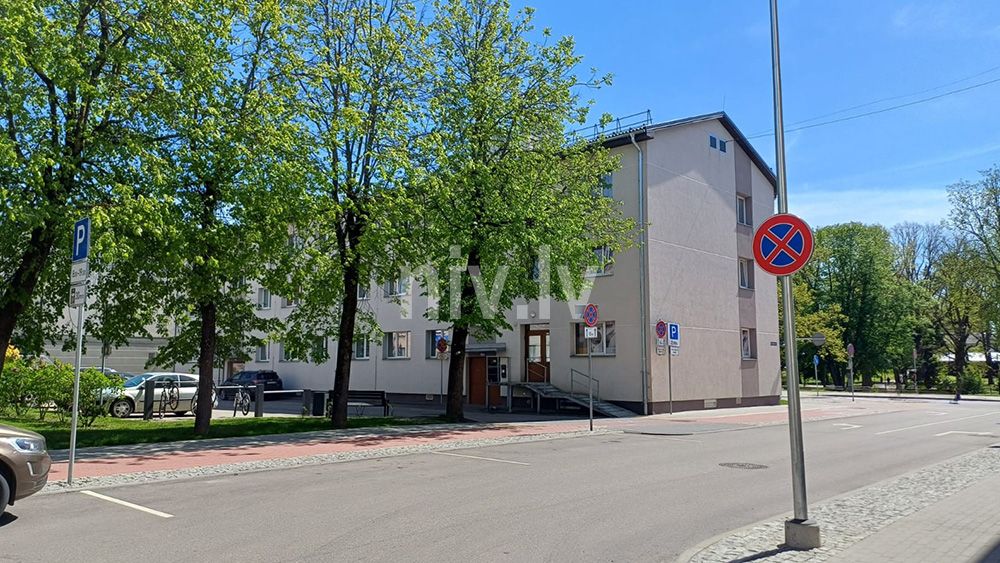 Valmiera-Rigas-18-komerc-07.jpg